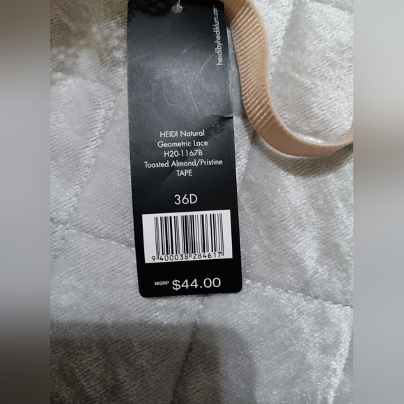 Heidy  Klum Cream Intimates Bra for Comfort and Style - Picture 10 of 10